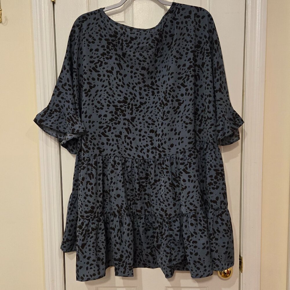 NWOT BloomChic blue leopard ruffle blouse - Size 22/24 - Picture 3 of 5